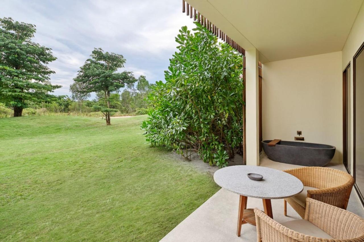 Sheraton Belitung Resort Tanjungbinga Екстериор снимка